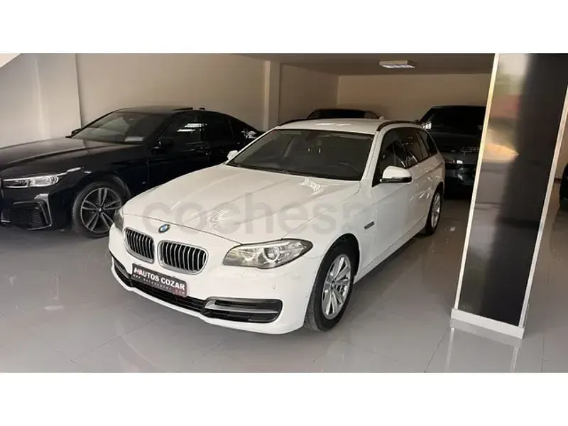 Usado BMW 520 Shadowline 190 CV (139 kW) 2015 Blanco Familiar