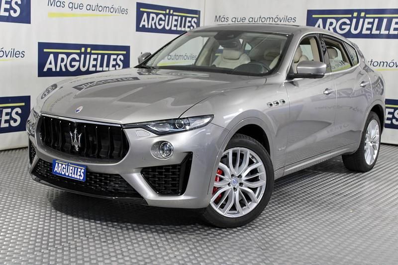 Usado Maserati Levante 350 CV (257 kW) 2019 Gris SUV