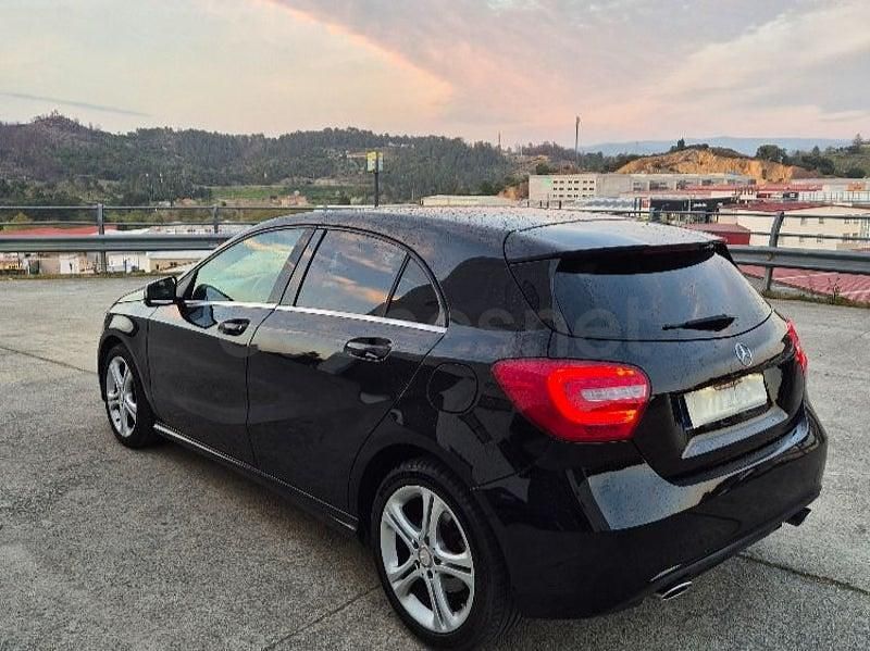 Usado Mercedes A200 Urban 136 CV (100 kW) 2015 Negro Berlina