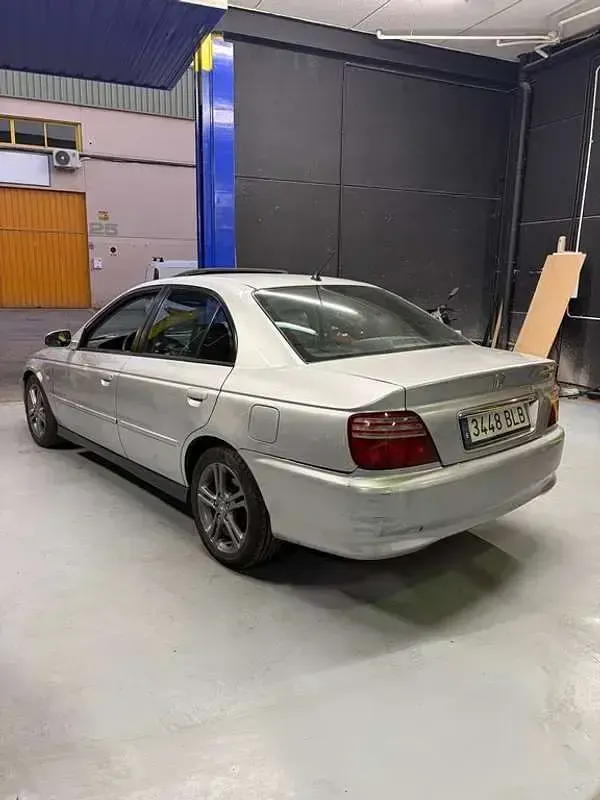 Usado Honda Accord ES 152 CV (111 kW) 2001 Gris Berlina