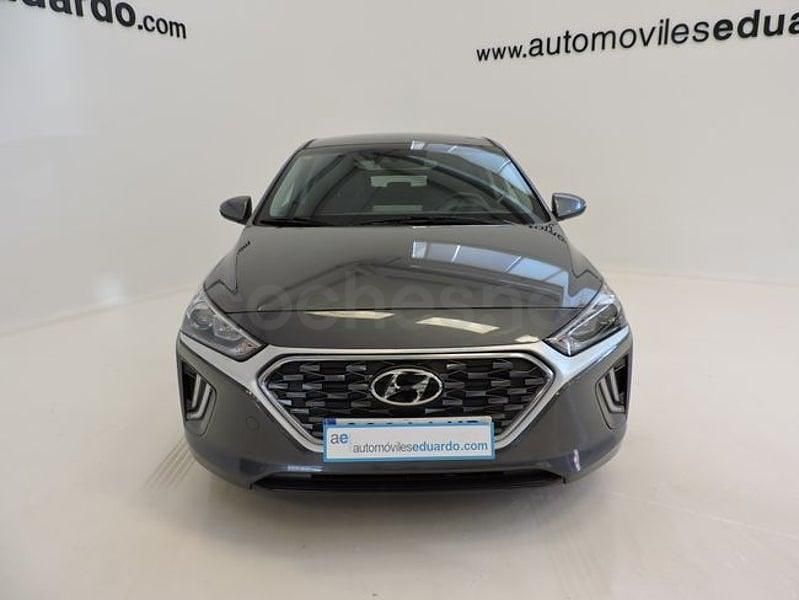 Usado Hyundai Ioniq 141 CV (103 kW) 2020 Gris / plata Utilitario