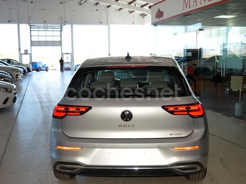 Usado VW Golf VIII 204 CV (150 kW) 2021 Gris / plata Berlina