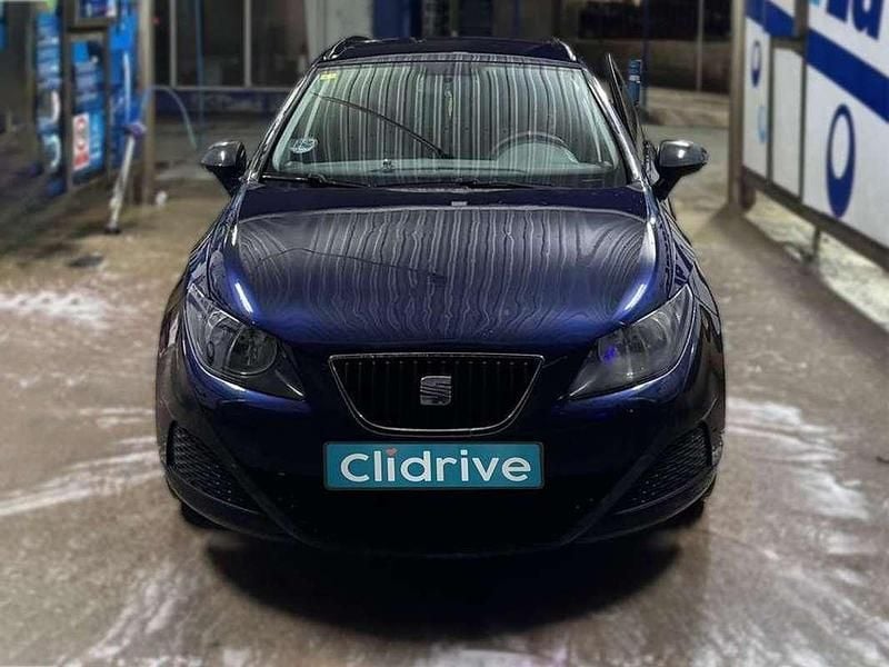 Begagnad Seat Ibiza Reference 90 HK (66 kW) 2011 Blå Halvkombi