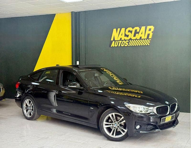 Negro Usado 2017 BMW 318 Gran Turismo Berlina | 21.900 € (Precio justo) - Imagen 1/4
