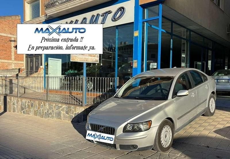 Usado 2005 Volvo S40 Kinetic Berlina | 5300 € (Precio justo) - Imagen 1/4