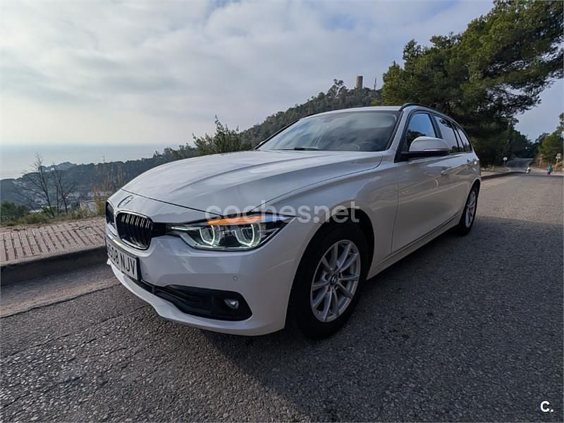 Usado BMW 318 150 CV (110 kW) 2017 Blanco Familiar