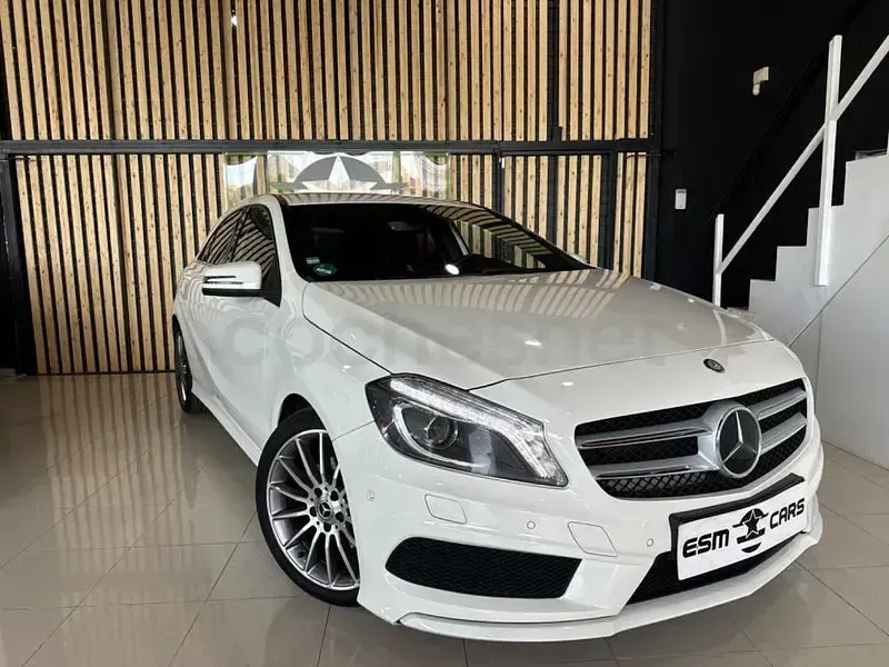 Usado Mercedes A200 AMG line 156 CV (114 kW) 2014 Blanco Utilitario