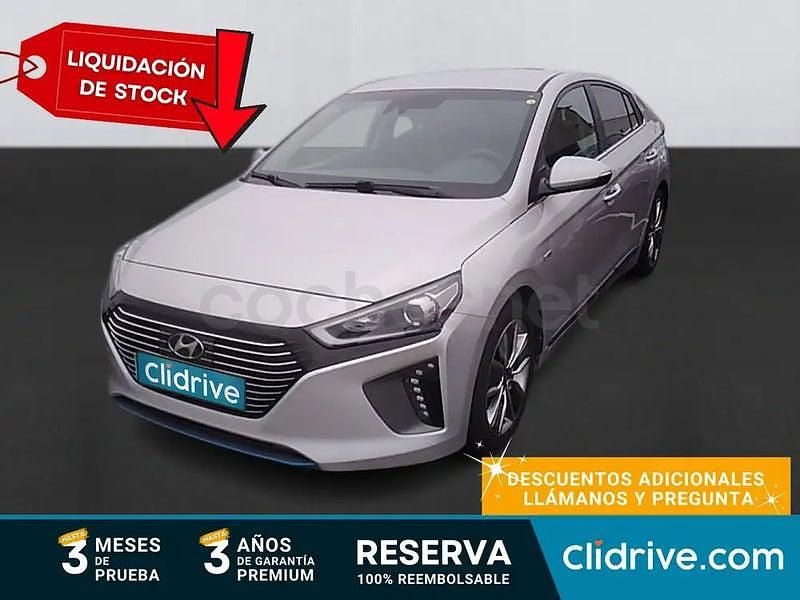 Usado Hyundai Ioniq 141 CV (103 kW) 2019 Gris / plata Utilitario