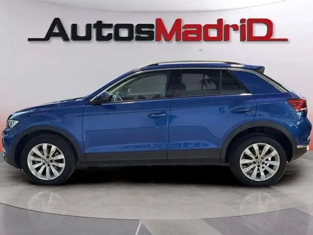 Usado VW T-Roc Advance 151 CV (111 kW) 2021 Azul SUV