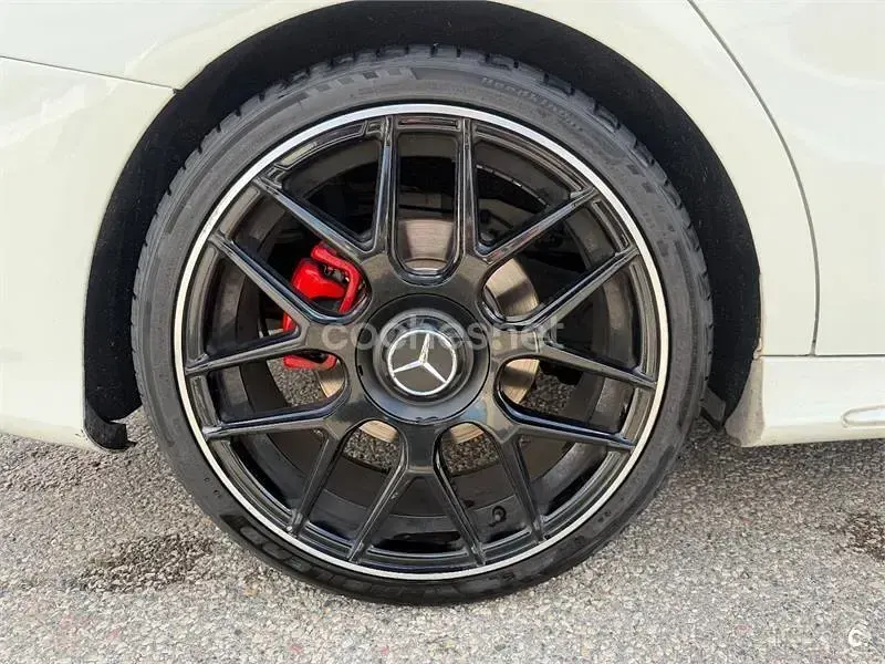 Usado Mercedes CLA220 AMG line 170 CV (125 kW) 2015 Blanco Berlina