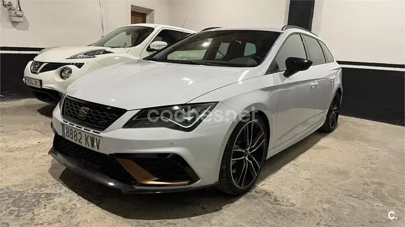 Usado Seat Leon ST 4Drive 300 CV (220 kW) 2019 Blanco Familiar