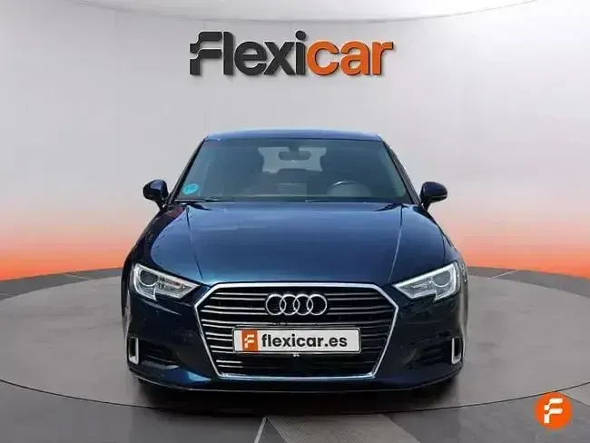 Usado Audi A3 150 CV (110 kW) 2019 Azul Berlina