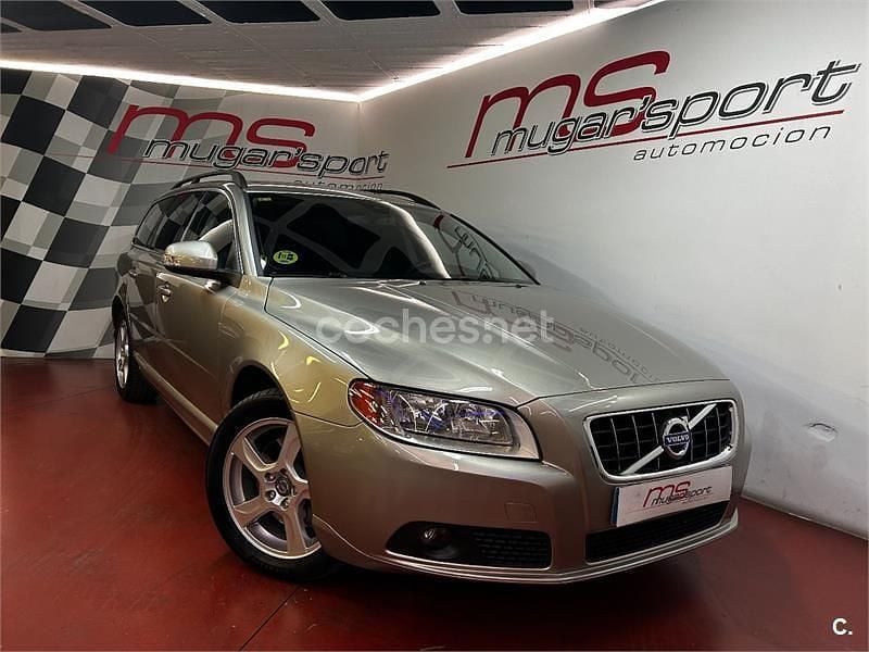 Usado Volvo V70 Momentum 2010 Familiar