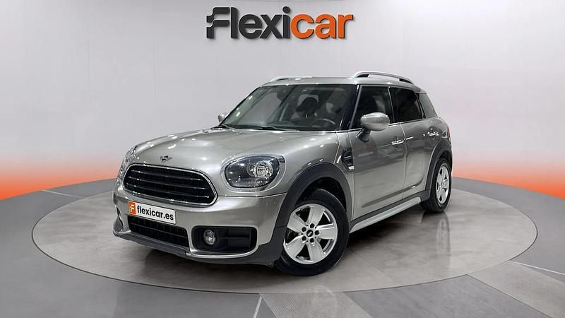 Usado Mini One D Countryman 117 CV (86 kW) 2020 Gris SUV