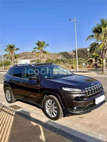 Usado Jeep Cherokee Limited 200 CV (147 kW) 2016 Gris / plata SUV