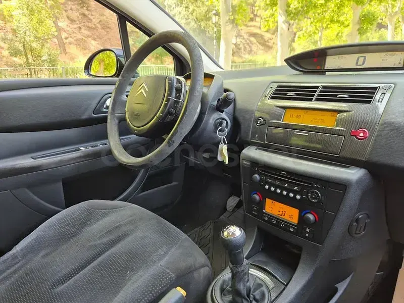 Usado Citroën C4 90 CV (66 kW) 2009 Negro Berlina
