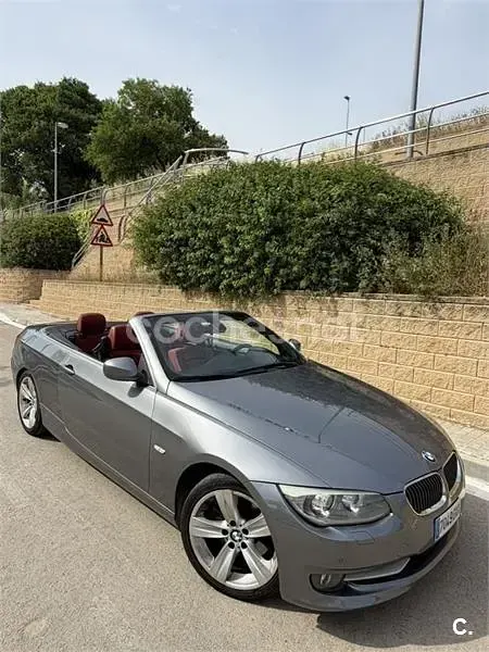 Usado BMW 330 245 CV (180 kW) 2010 Gris / plata Coupe