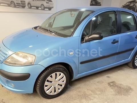Azul Usado 2004 Citroën C3 Exclusive Utilitario | 3400 € (Precio justo) - Imagen 1/4