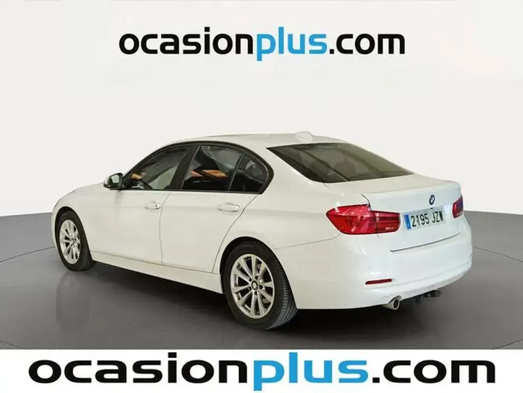 Usado BMW 318 150 CV (110 kW) 2017 Blanco Berlina
