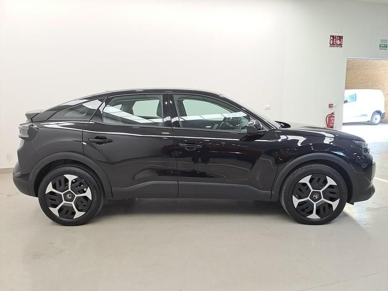 Begagnad Citroën C4 PureTech 131 HK (96 kW) 2025 Blå SUV