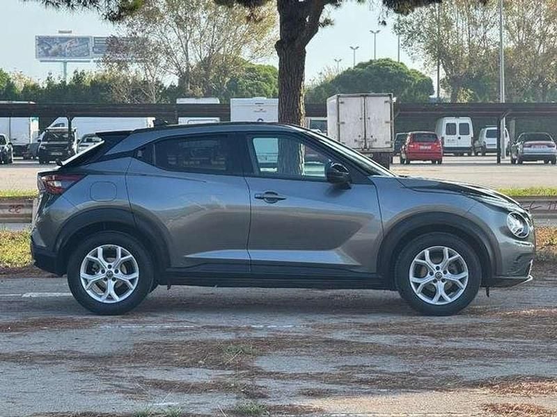 Usado Nissan Juke N-Connecta 114 CV (83 kW) 2021 Gris SUV