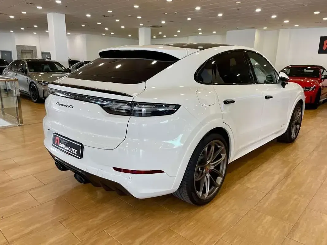 Usado Porsche Cayenne 460 CV (338 kW) 2023 Blanco SUV