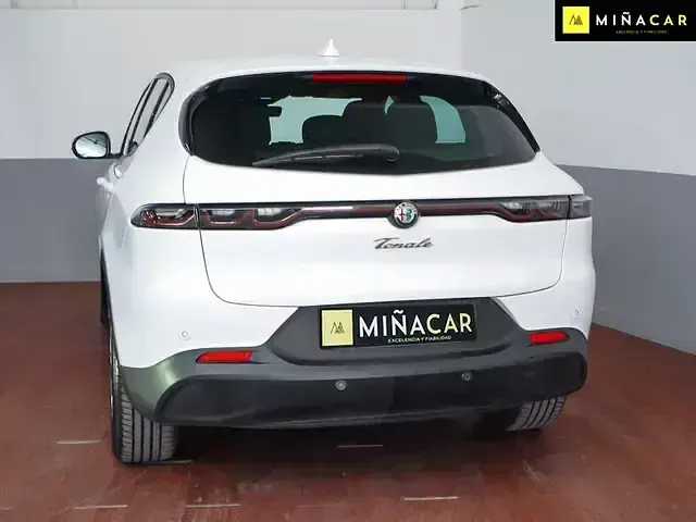 Usado Alfa Romeo Tonale Sprint 130 CV (95 kW) 2023 Blanco SUV