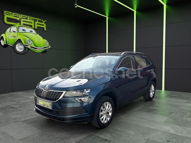 Usado Skoda Karoq Ambition 110 CV (80 kW) 2021 Azul SUV