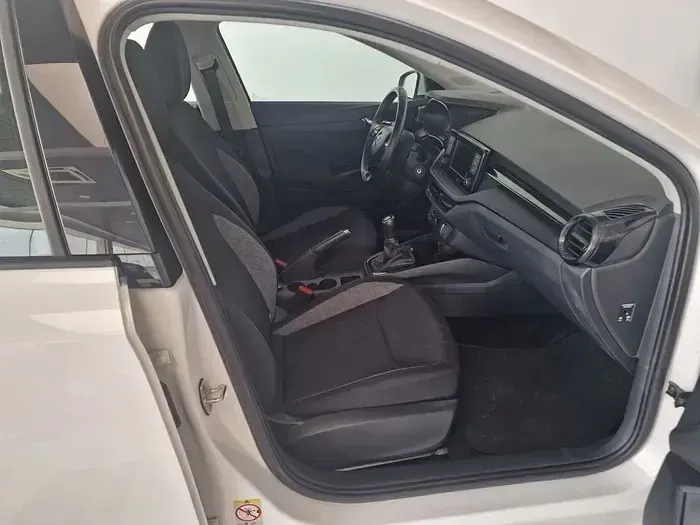 Usado Skoda Fabia Selection 80 CV (58 kW) 2024 Blanco Utilitario