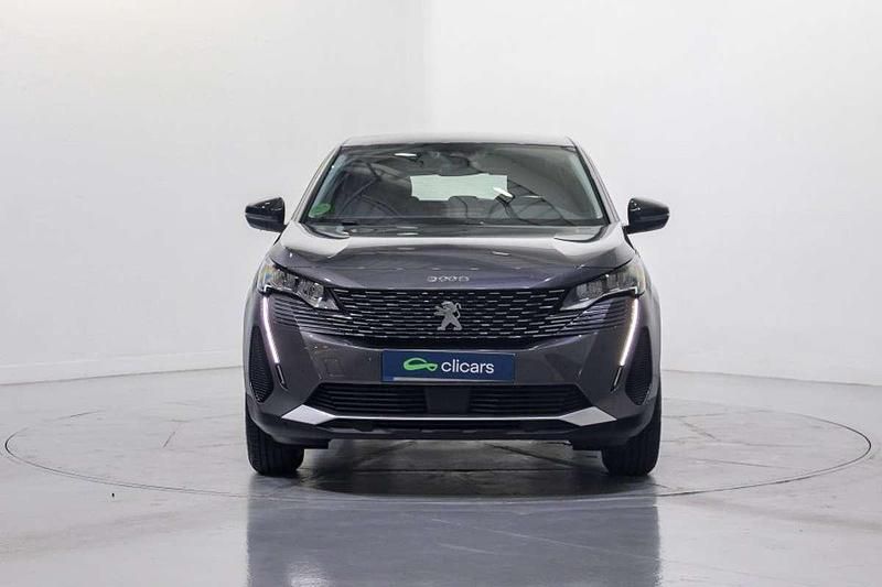 Usado Peugeot 3008 Active 131 CV (96 kW) 2021 Gris SUV