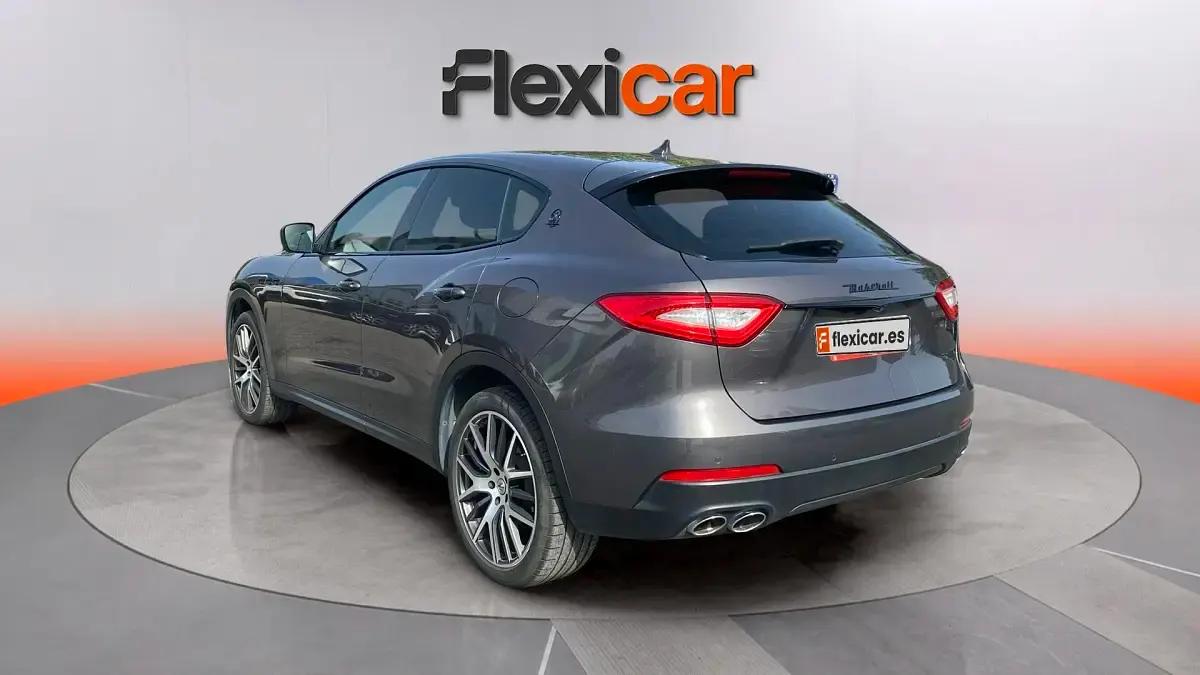 Usado Maserati Levante 275 CV (202 kW) 2020 Marrón SUV