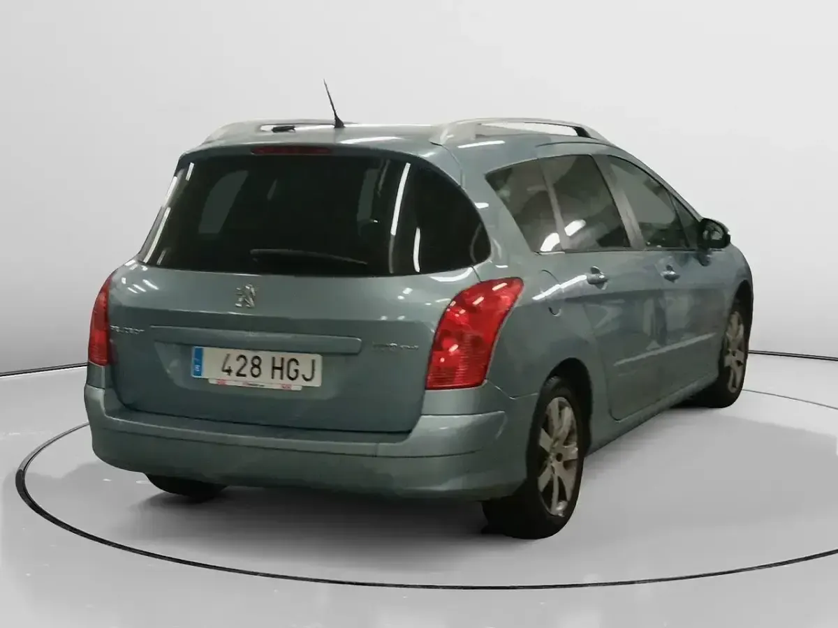 Usado Peugeot 308 Active 120 CV (88 kW) 2011 Azul Familiar