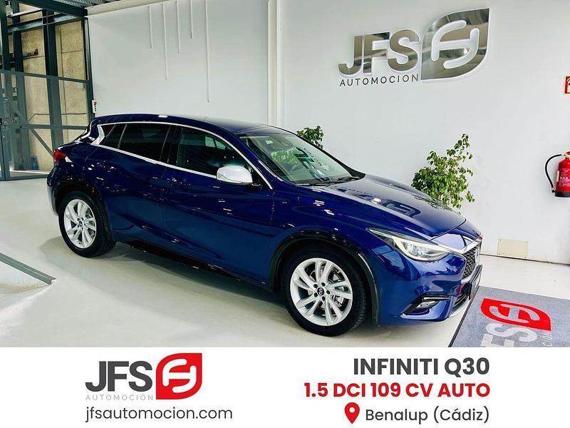 Azul Usado 2017 Infiniti Q30 Utilitario | 17.900 € (Caro) - Imagen 1/4