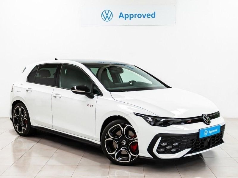 Blanco Usado 2024 VW Golf VIII GTI Berlina | 47.750 € (Caro) - Imagen 1/4