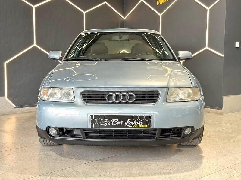 Usado Audi A3 Ambiente 100 CV (73 kW) 2001 Azul Utilitario