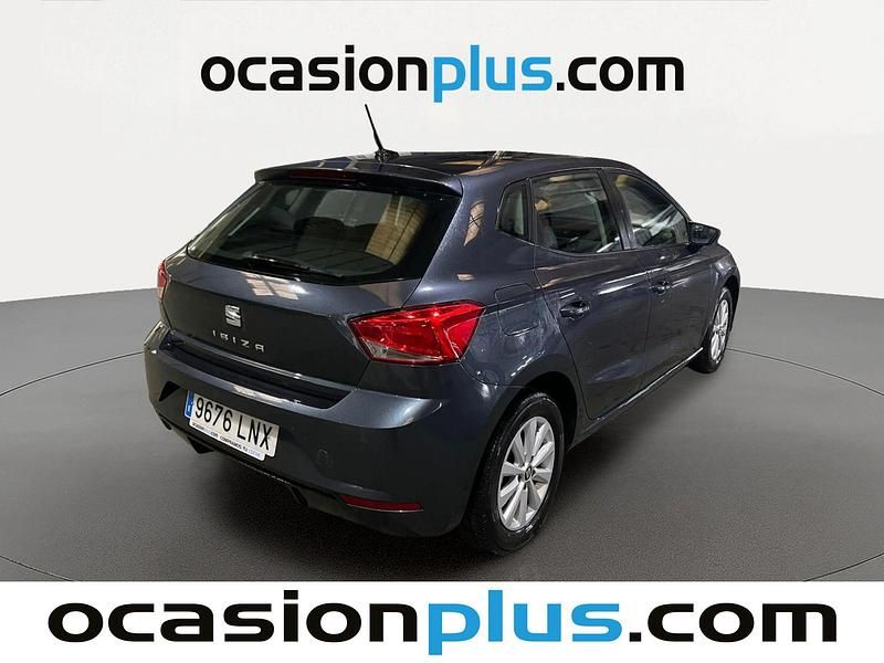 Usado Seat Ibiza Style 110 CV (80 kW) 2021 Gris Utilitario