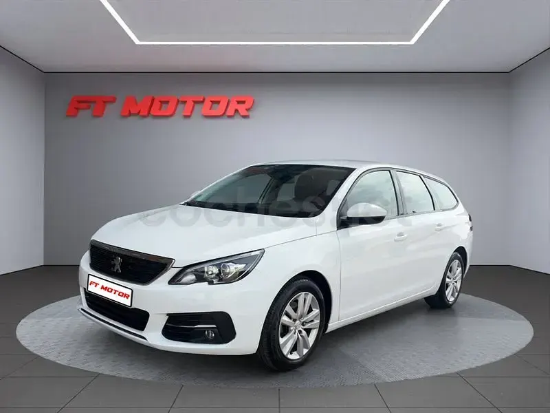 Usado Peugeot 308 SW Active 130 CV (95 kW) 2021 Blanco Familiar