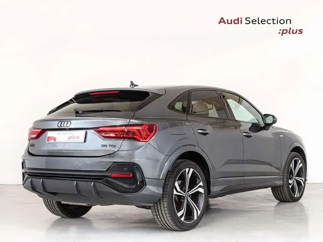 Usado Audi Q3 Sportback Ambiente 150 CV (110 kW) 2025 Gris SUV
