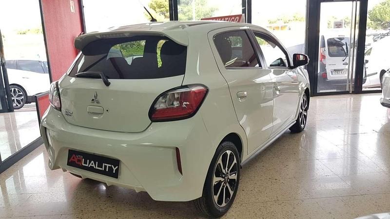Usado Mitsubishi Space Star 71 CV (52 kW) 2022 Blanco Utilitario