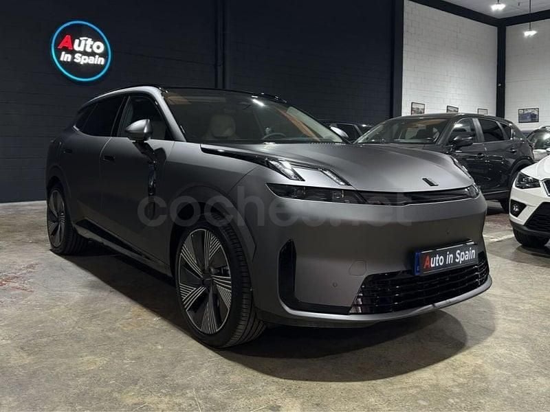Usado Lynk & Co 08 350 CV (257 kW) 2025 Gris / plata SUV