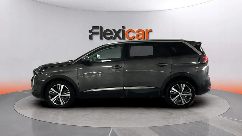 Usado Peugeot 5008 Allure 131 CV (96 kW) 2021 Blanco SUV