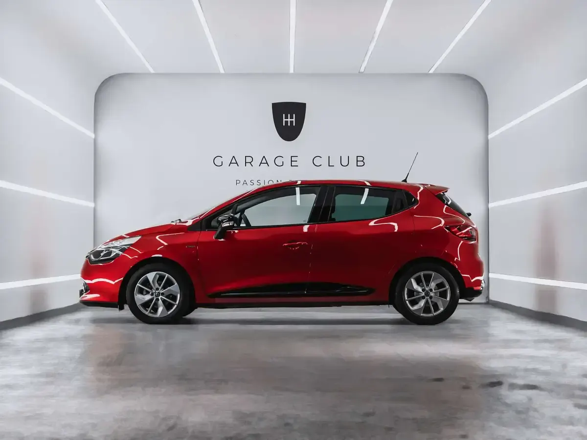 Usado Renault Clio IV LIMITED 95 CV (69 kW) 2016 Rojo Berlina