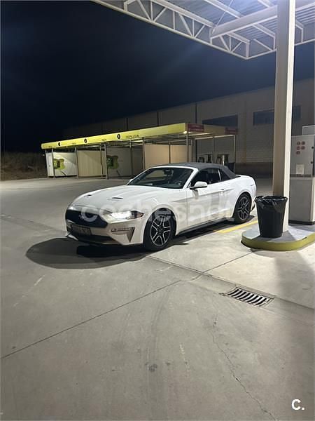 Usado Ford Mustang 314 CV (230 kW) 2019 Blanco Descapotable