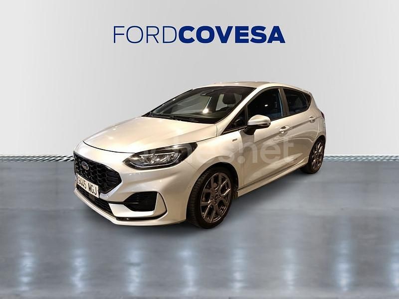 Gris / plata Usado 2023 Ford Fiesta ST-Line Berlina | 16.950 € (Un poco caro) - Imagen 1/4