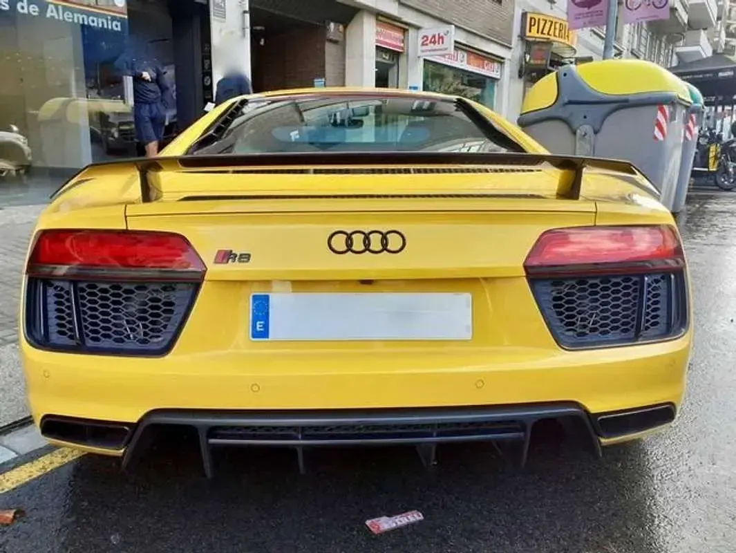Usado Audi R8 Coupé 610 CV (448 kW) 2016 Amarillo Coupe