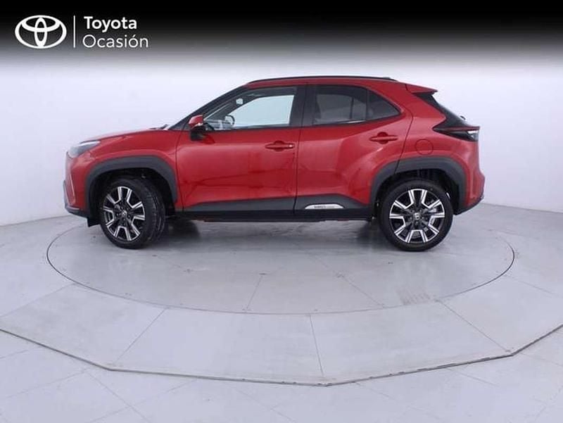 Nuevo Toyota Yaris Cross Style 132 CV (97 kW) 2025 Rojo SUV