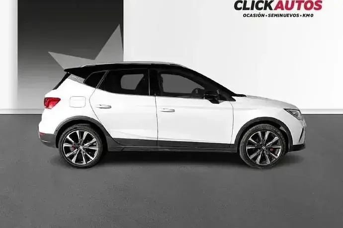 Usado Seat Arona FR 115 CV (84 kW) 2025 SUV