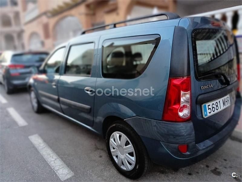 Usado Dacia Logan Ambiance 70 CV (51 kW) 2008 Azul Familiar