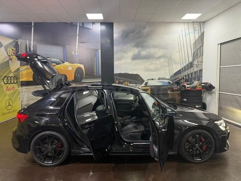 Usado Audi RS3 Performance 400 CV (294 kW) 2024 Negro Berlina