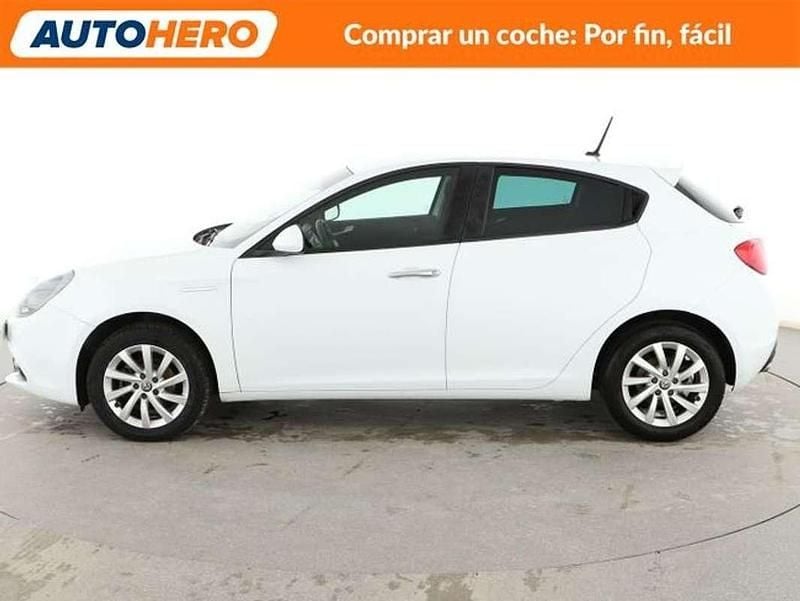 Usado Alfa Romeo Giulietta Super 120 CV (88 kW) 2017 Blanco Utilitario